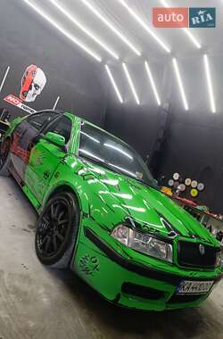 Ліфтбек Skoda Octavia 2002 в Ірпені