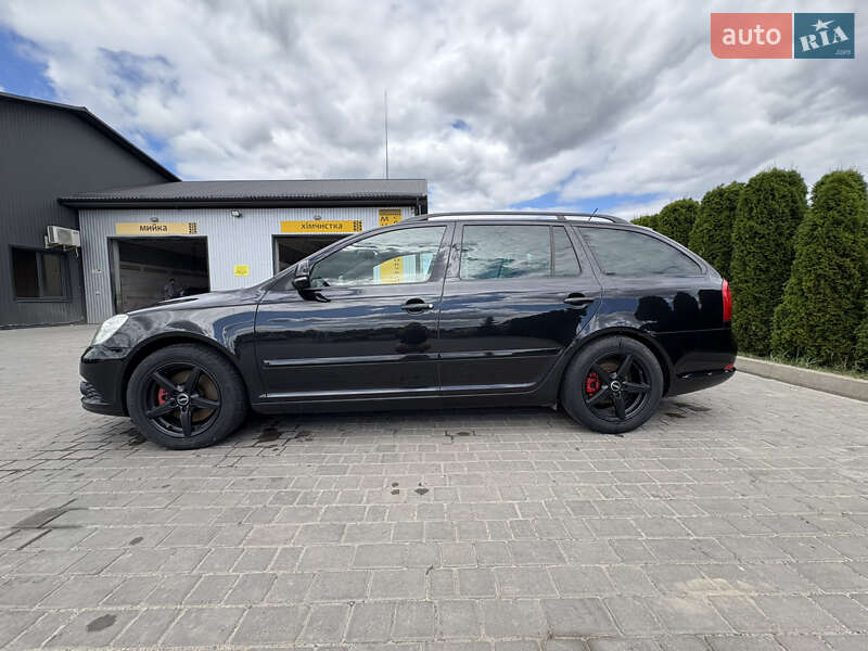 Универсал Skoda Octavia 2012 в Турийске фото 10 Универсал Skoda Octavia 2012 в Турийске