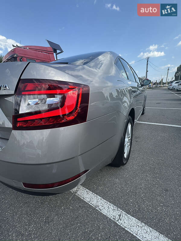 Ліфтбек Skoda Octavia 2017 в Києві фото 6 Ліфтбек Skoda Octavia 2017 в Києві