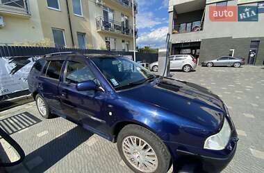 Универсал Skoda Octavia 2002 в Ужгороде