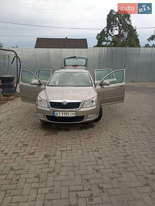 Універсал Skoda Octavia 2012 в Івано-Франківську