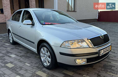 Лифтбек Skoda Octavia 2007 в Калуше