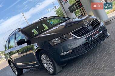 Универсал Skoda Octavia 2017 в Николаеве