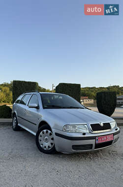 Универсал Skoda Octavia 2010 в 