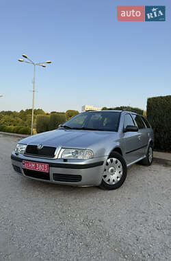 Универсал Skoda Octavia 2010 в 