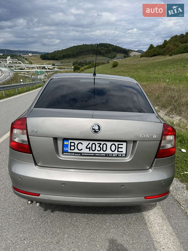 Лифтбек Skoda Octavia 2008 в Львове
