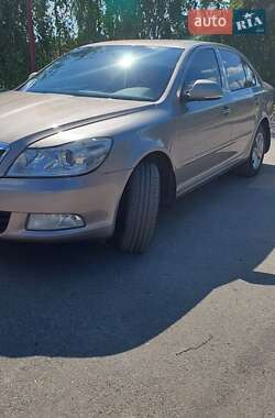 Лифтбек Skoda Octavia 2013 в 