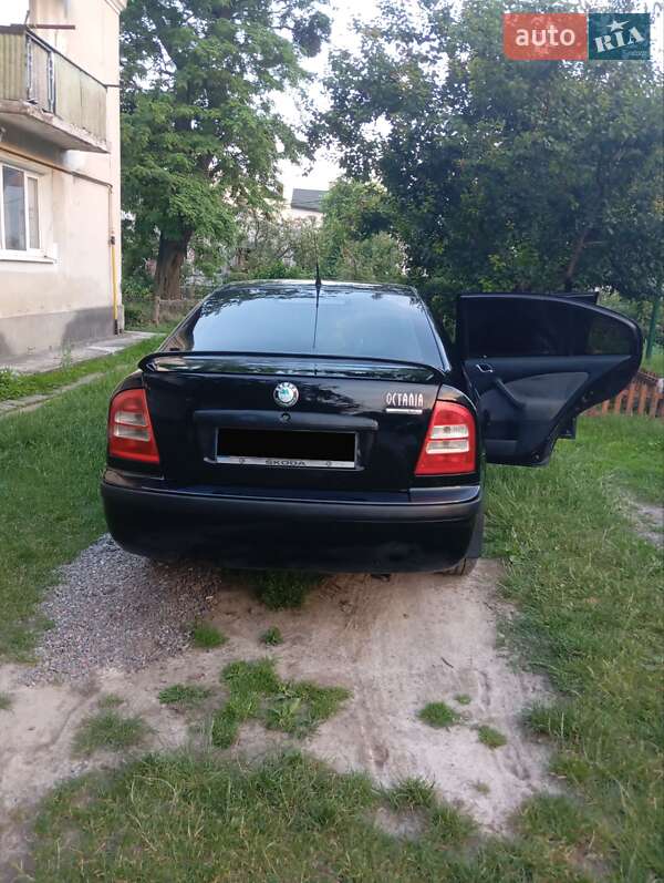 Лифтбек Skoda Octavia 2001 в Львове фото 2 Лифтбек Skoda Octavia 2001 в Львове