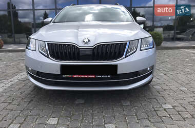 Універсал Skoda Octavia 2019 в Ужгороді
