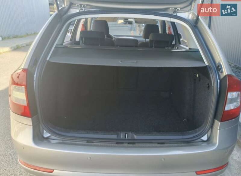 Универсал Skoda Octavia 2012 в Луцке