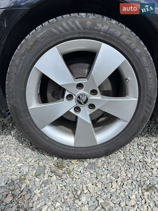 Універсал Skoda Octavia 2015 в Виноградові