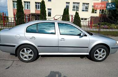 Лифтбек Skoda Octavia 2002 в Харькове