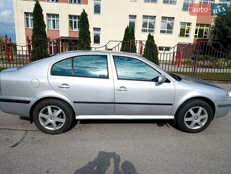 Skoda Octavia 2002
