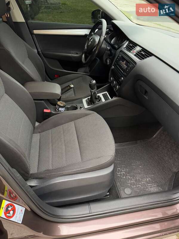 Лифтбек Skoda Octavia 2013 в Киеве фото 2 Лифтбек Skoda Octavia 2013 в Киеве