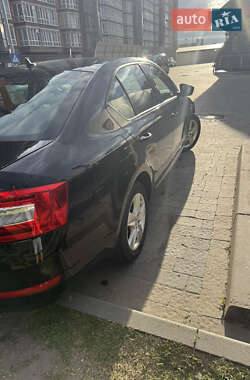 Лифтбек Skoda Octavia 2016 в 