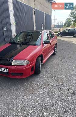 Универсал Skoda Octavia 2003 в Сваляве