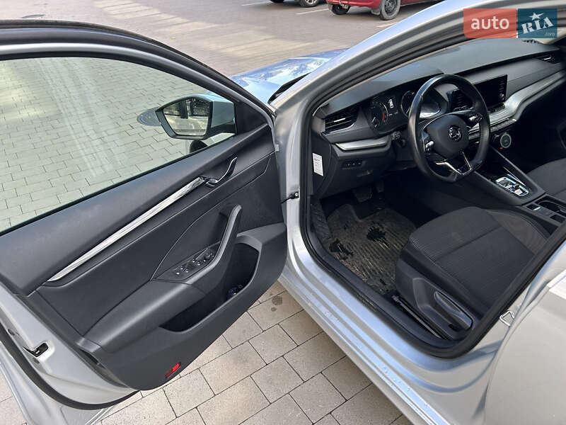 Универсал Skoda Octavia 2021 в Чопе