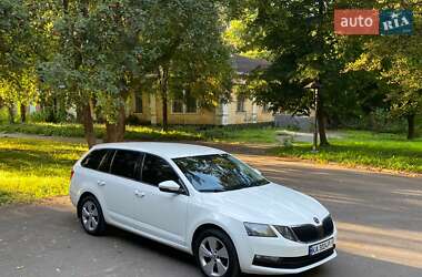 Універсал Skoda Octavia 2019 в Києві