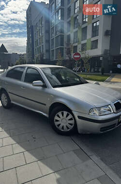 Лифтбек Skoda Octavia 2006 в Львове