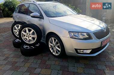 Универсал Skoda Octavia 2014 в Львове