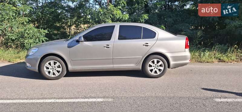 Лифтбек Skoda Octavia 2009 в Иванкове фото 6 Лифтбек Skoda Octavia 2009 в Иванкове