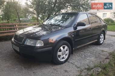 Ліфтбек Skoda Octavia 2002 в Долині