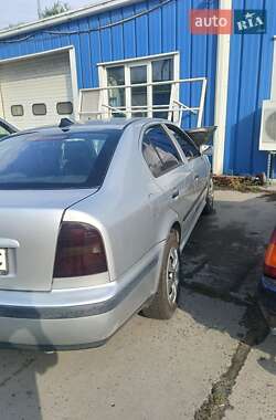 Лифтбек Skoda Octavia 1999 в 