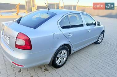 Лифтбек Skoda Octavia 2012 в 