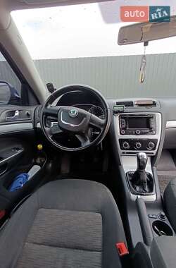 Универсал Skoda Octavia 2010 в 