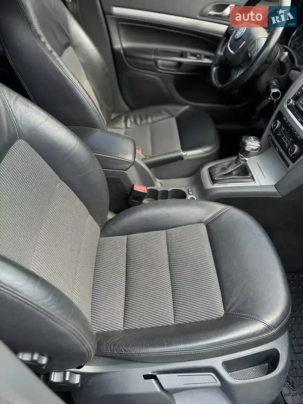Skoda Octavia 2011 VIN TMBGK61Z8C2046029 фото оголошення 24 з 67