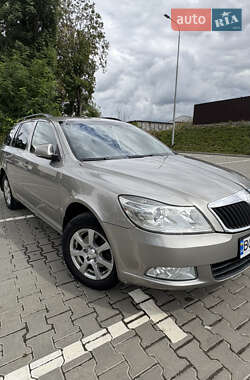 Универсал Skoda Octavia 2010 в Тернополе