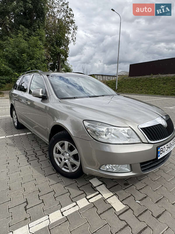 Универсал Skoda Octavia 2010 в Тернополе