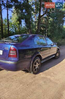 Лифтбек Skoda Octavia 2008 в 