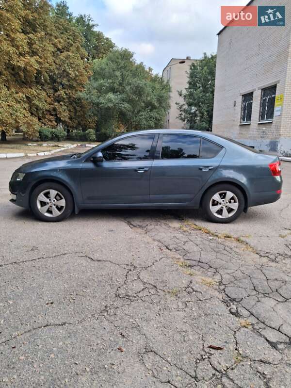 Лифтбек Skoda Octavia 2016 в Запорожье