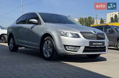 Лифтбек Skoda Octavia 2013 в 