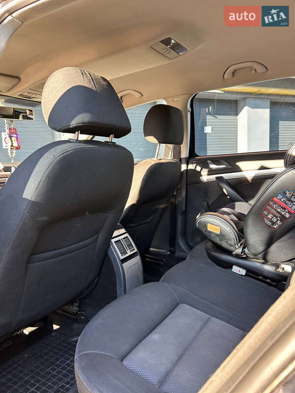 Универсал Skoda Octavia 2006 в Виннице
