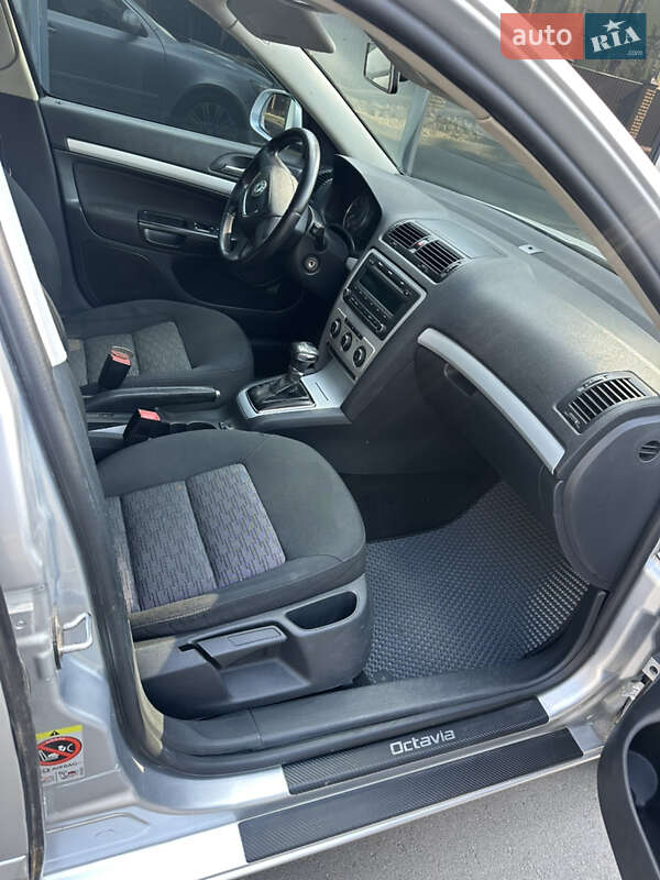 Лифтбек Skoda Octavia 2009 в Полтаве фото 20 Лифтбек Skoda Octavia 2009 в Полтаве