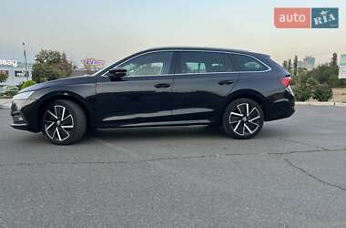 Универсал Skoda Octavia 2021 в 