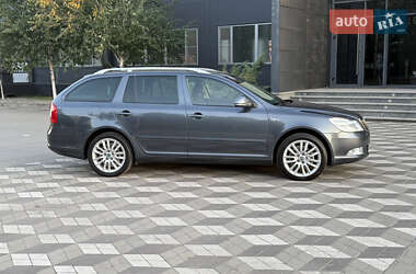 Универсал Skoda Octavia 2010 в 