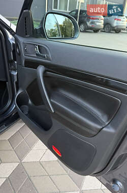 Универсал Skoda Octavia 2010 в 