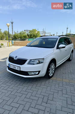 Универсал Skoda Octavia 2014 в Мукачево