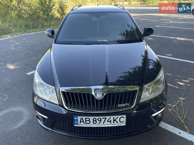 Универсал Skoda Octavia 2010 в Ладыжине