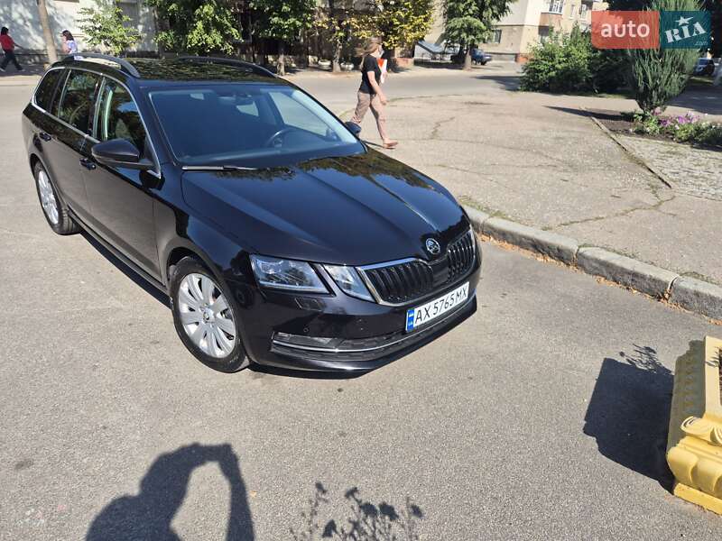 Універсал Skoda Octavia 2017 в Лозовій