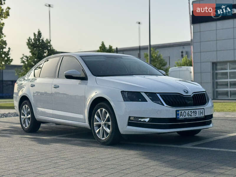 Лифтбек Skoda Octavia 2019 в 