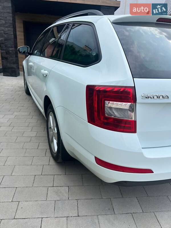 Універсал Skoda Octavia 2015 в Львові