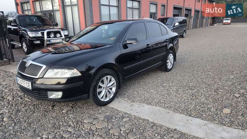 Лифтбек Skoda Octavia 2005 в Тячеве