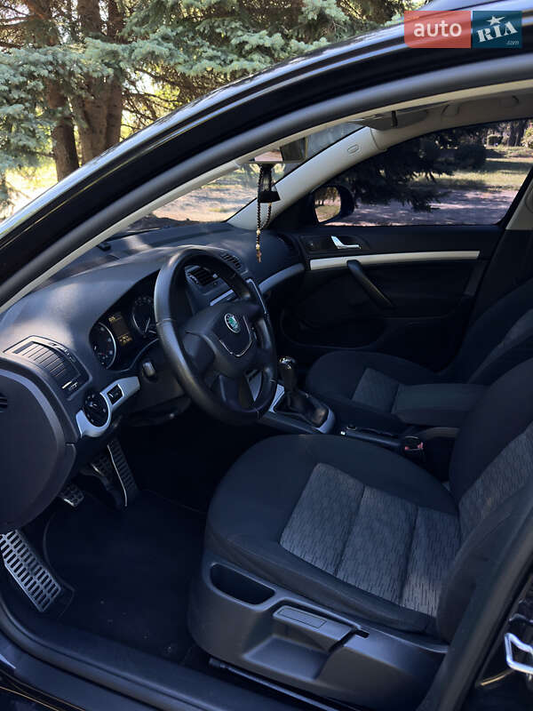 Універсал Skoda Octavia 2009 в Харкові