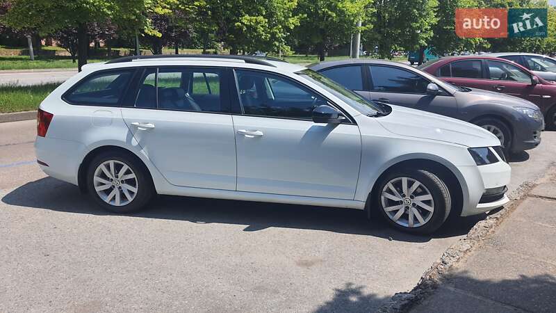 Універсал Skoda Octavia 2017 в Львові