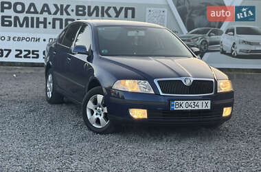 Лифтбек Skoda Octavia 2008 в Сарнах
