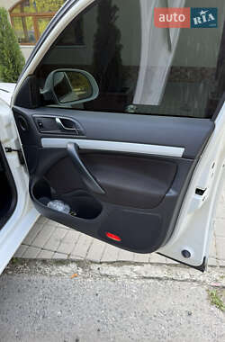Лифтбек Skoda Octavia 2011 в 